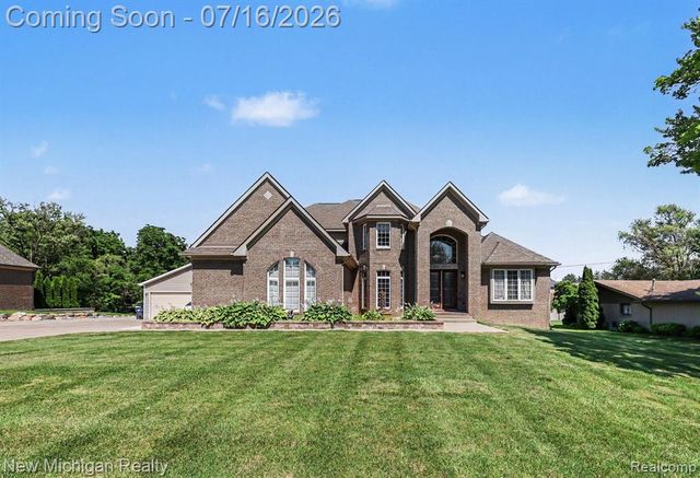 3812 Finch Drive, Troy, MI 48084