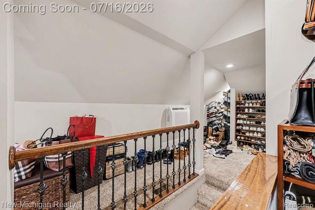 3812 Finch Drive, Troy, MI 48084
