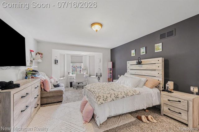 3812 Finch Drive, Troy, MI 48084