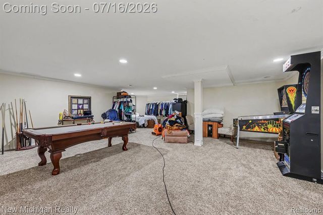 3812 Finch Drive, Troy, MI 48084