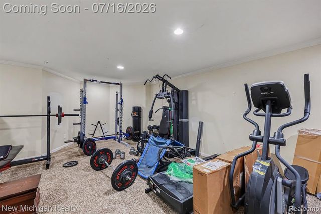 3812 Finch Drive, Troy, MI 48084