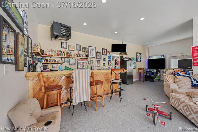 3812 Finch Drive, Troy, MI 48084