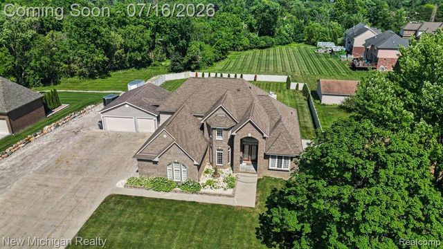 3812 Finch Drive, Troy, MI 48084