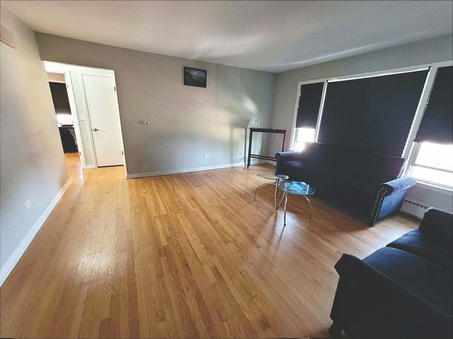 2446 N 78th Court 2R, Elmwood Park, IL 60707