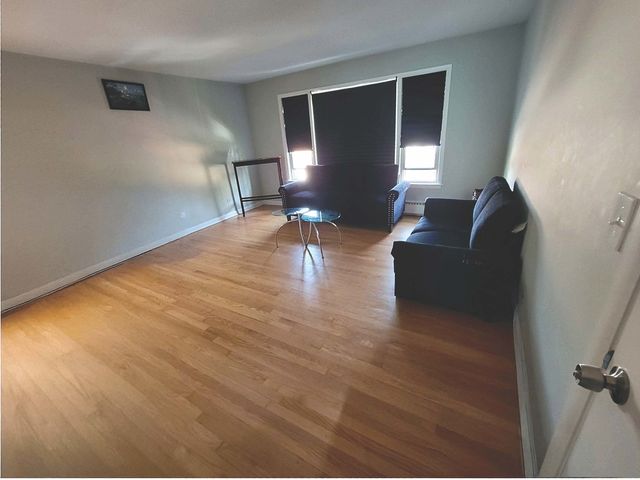 2446 N 78th Court 2R, Elmwood Park, IL 60707