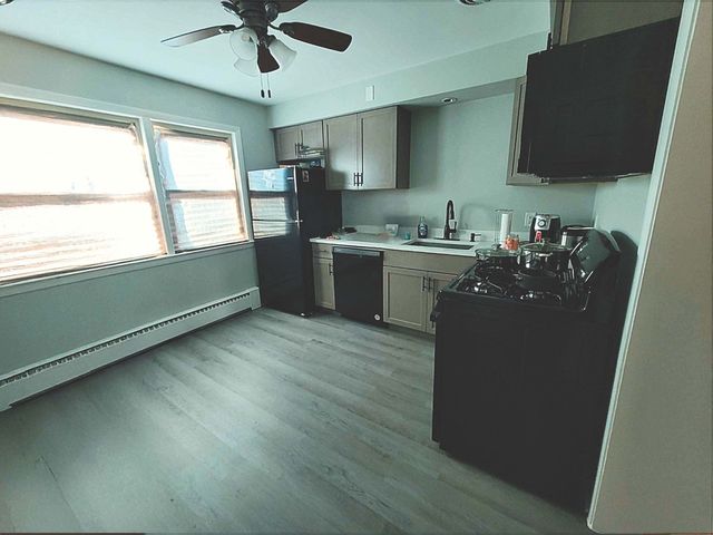 2446 N 78th Court 2R, Elmwood Park, IL 60707