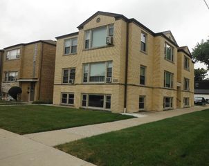 2446 N 78th Court 2R, Elmwood Park, IL 60707