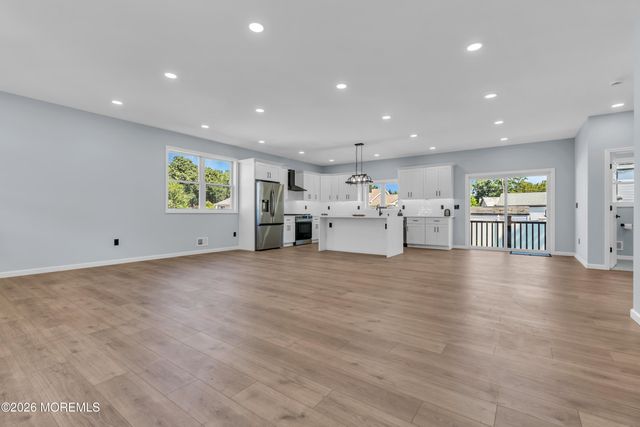 77 Elm Street, Spotswood, NJ 08884