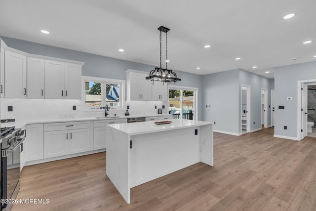77 Elm Street, Spotswood, NJ 08884
