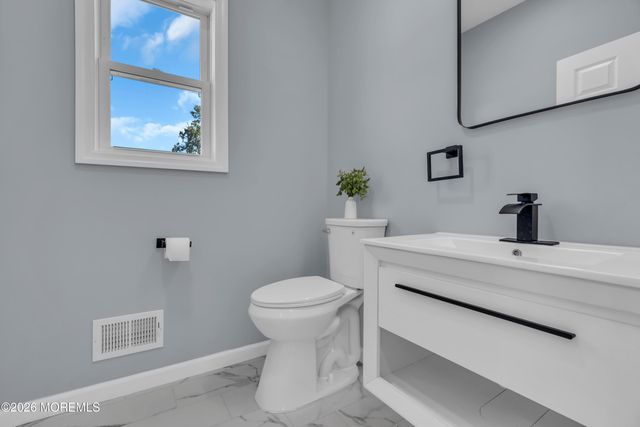 77 Elm Street, Spotswood, NJ 08884