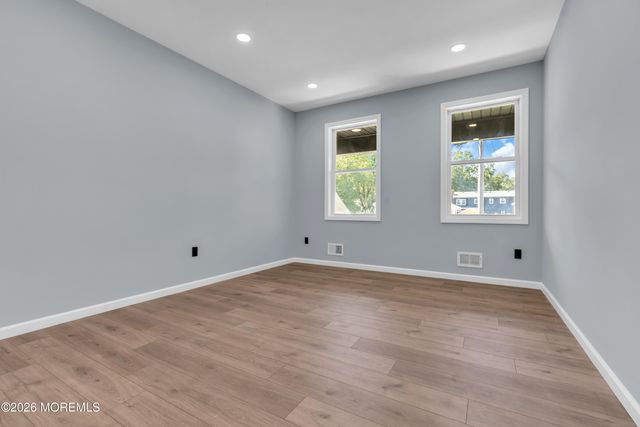 77 Elm Street, Spotswood, NJ 08884