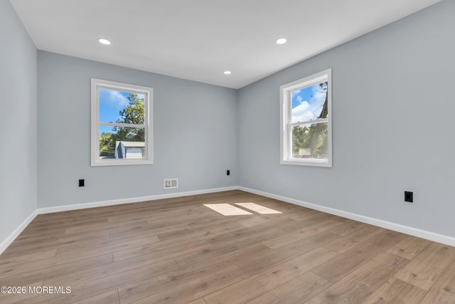 77 Elm Street, Spotswood, NJ 08884