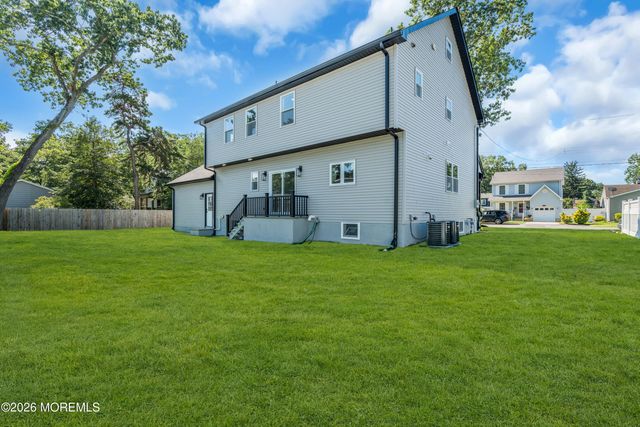 77 Elm Street, Spotswood, NJ 08884