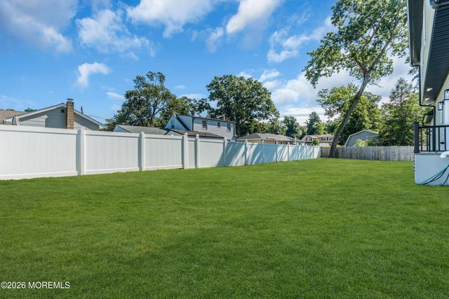 77 Elm Street, Spotswood, NJ 08884