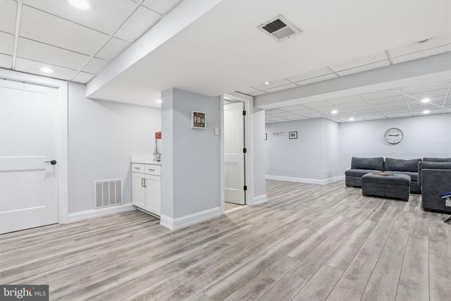 1821 FOX RUN TER, Warrington, PA 18976