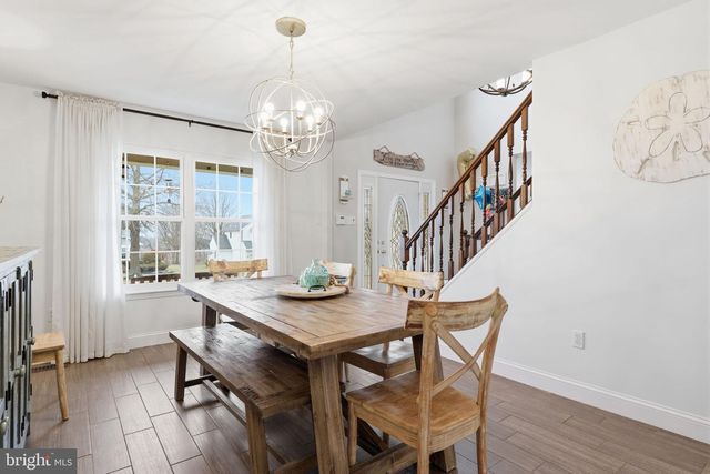 1821 FOX RUN TER, Warrington, PA 18976