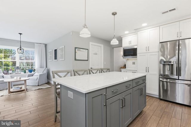 1821 FOX RUN TER, Warrington, PA 18976