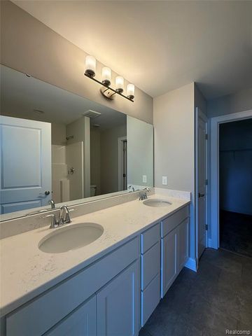 255 Canyon Creek Court 49, Howell, MI 48843