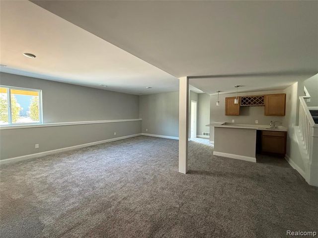 255 Canyon Creek Court 49, Howell, MI 48843