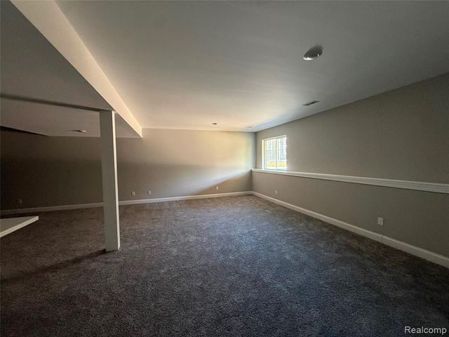 255 Canyon Creek Court 49, Howell, MI 48843