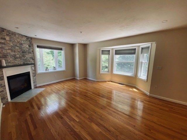 9 D Governors Way 9 D, Milford, MA 01757