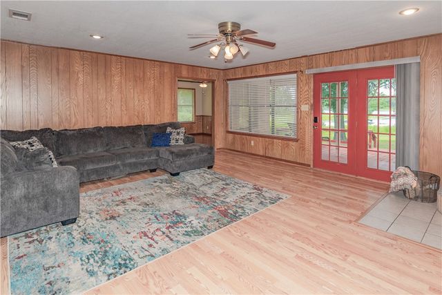 14673 County Road 445, Marquez, TX 77865