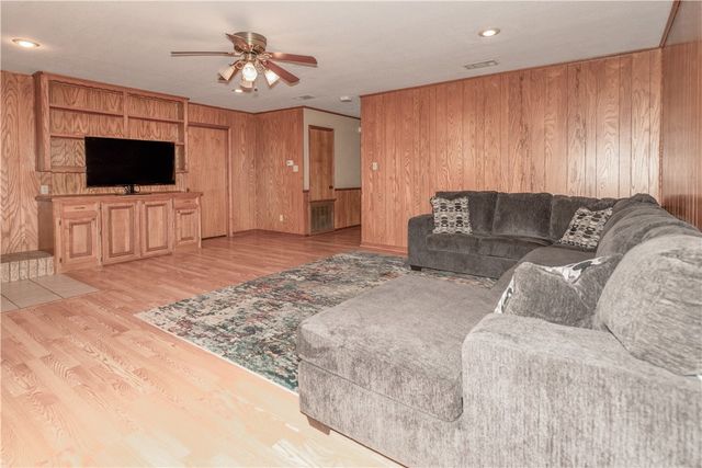 14673 County Road 445, Marquez, TX 77865
