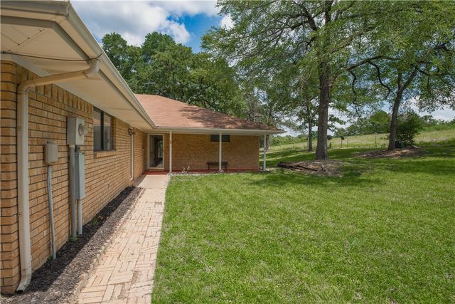 14673 County Road 445, Marquez, TX 77865