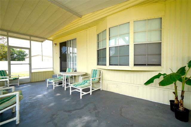 5747 E LAKE FOX DRIVE, Winter Haven, FL 33884