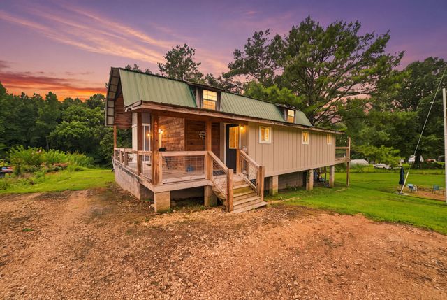 6791 Clydeton Rd, Waverly, TN 37185