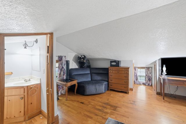 6791 Clydeton Rd, Waverly, TN 37185