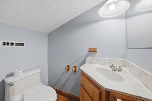 6791 Clydeton Rd, Waverly, TN 37185