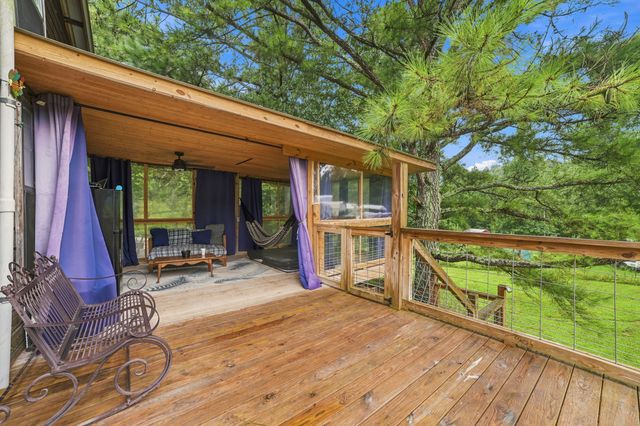 6791 Clydeton Rd, Waverly, TN 37185