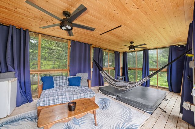 6791 Clydeton Rd, Waverly, TN 37185