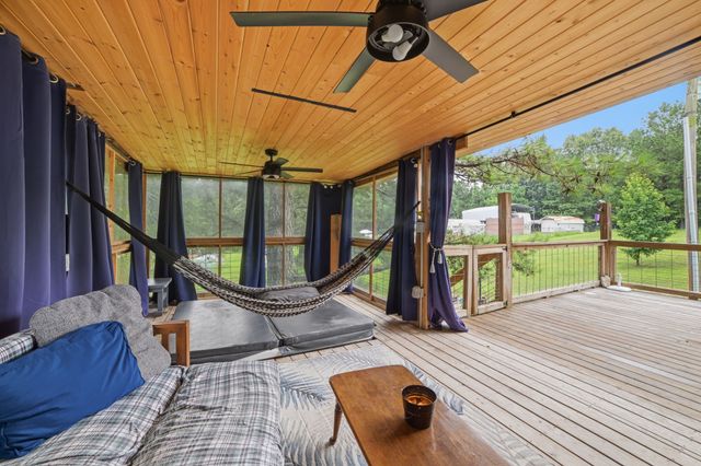 6791 Clydeton Rd, Waverly, TN 37185