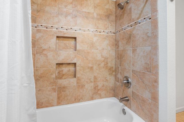 7517 Delafield LN, Austin, TX 78752