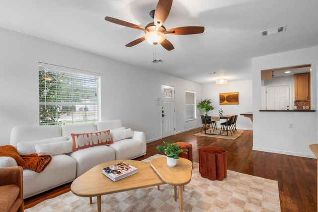 7517 Delafield LN, Austin, TX 78752