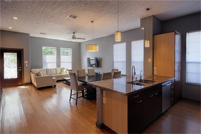 1414 Emancipation Avenue A, Houston, TX 77003