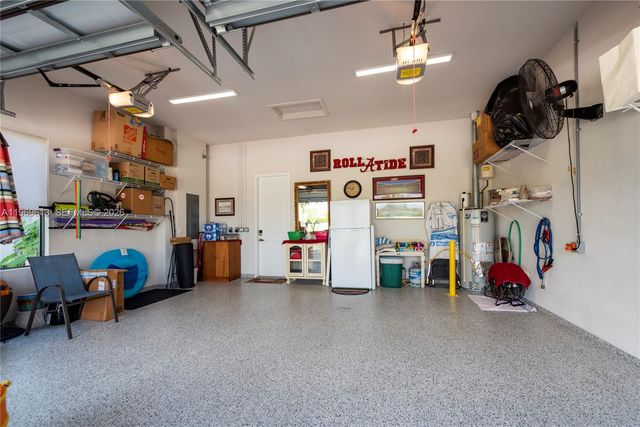 7718 N Blue Spring Dr, Parkland, FL 33067