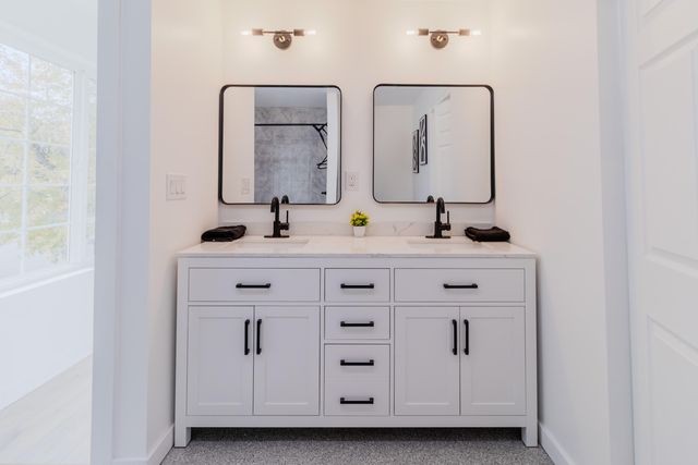 5544 E 10th Avenue, Gary, IN 46403