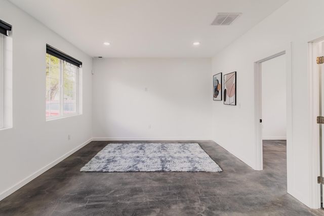 5544 E 10th Avenue, Gary, IN 46403