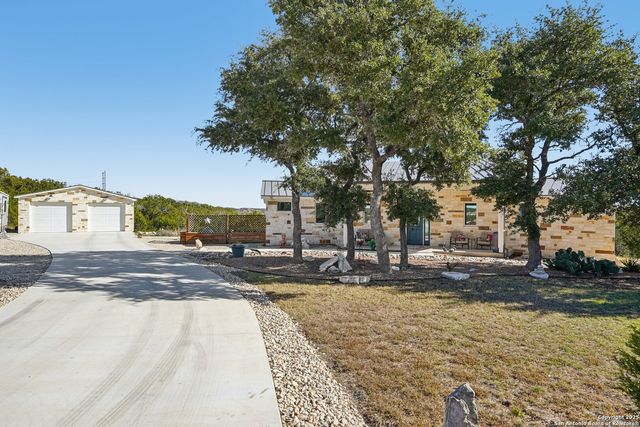 145 Longhorn Trail, Kerrville, TX 78028