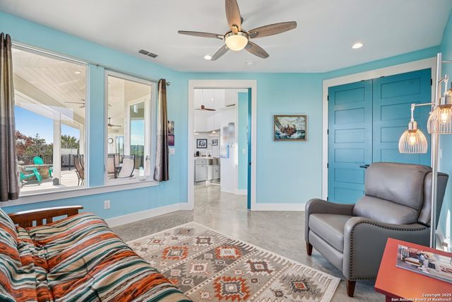 145 Longhorn Trail, Kerrville, TX 78028