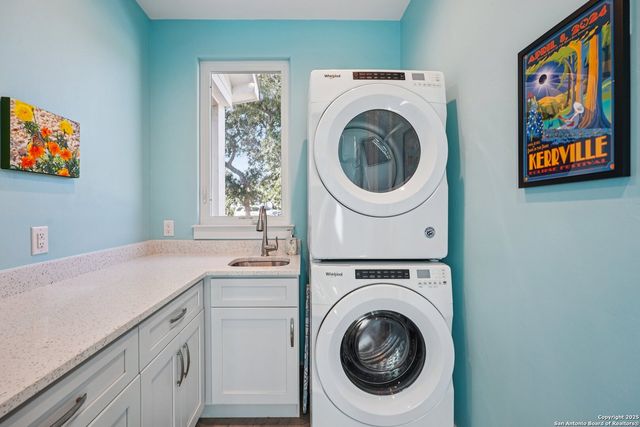 145 Longhorn Trail, Kerrville, TX 78028