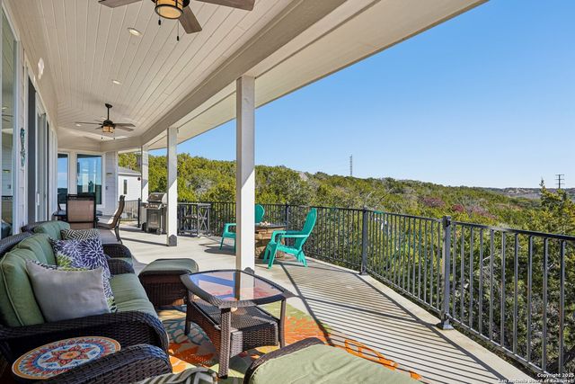145 Longhorn Trail, Kerrville, TX 78028