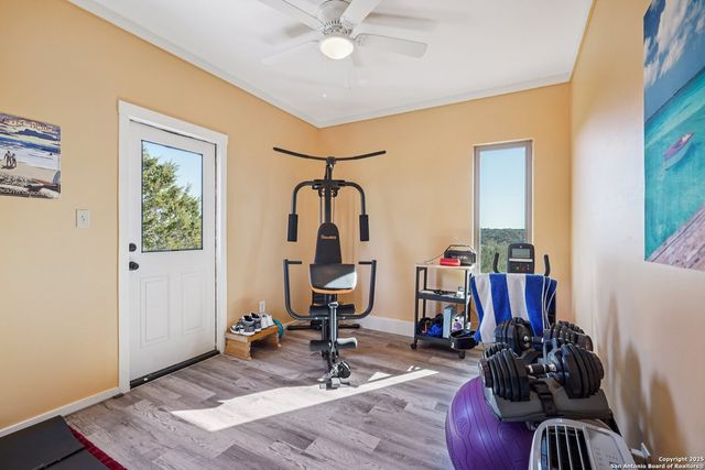 145 Longhorn Trail, Kerrville, TX 78028