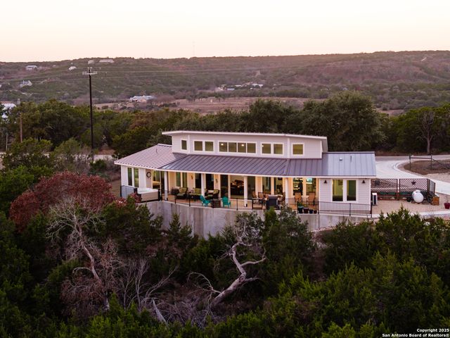 145 Longhorn Trail, Kerrville, TX 78028