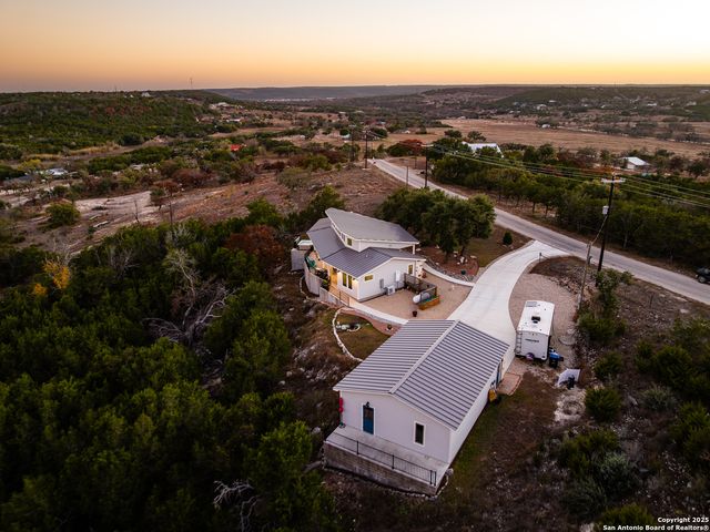 145 Longhorn Trail, Kerrville, TX 78028