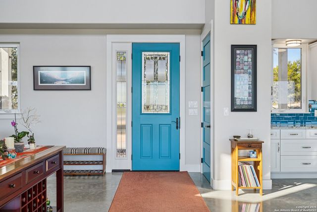 145 Longhorn Trail, Kerrville, TX 78028