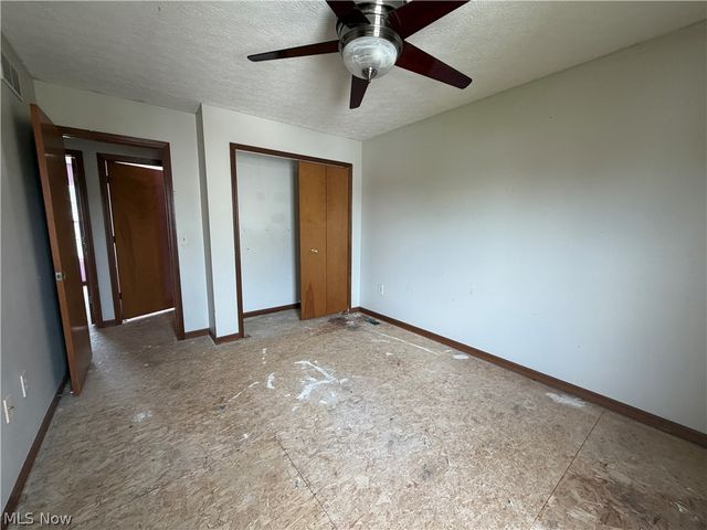 6623 Monroe Lane, North Ridgeville, OH 44039